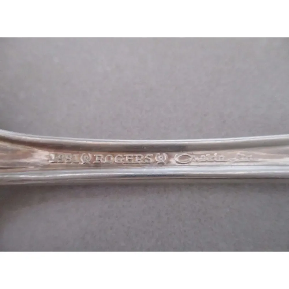 Vtg Rogers 1881 Oneida King James Pattern‎ Silverplate Set of 4 Dinner Forks
